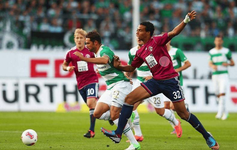 包含门兴格拉德巴赫球员集体点赞主帅战术的词条